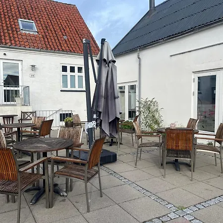 ホテル Katelenas Glesborg